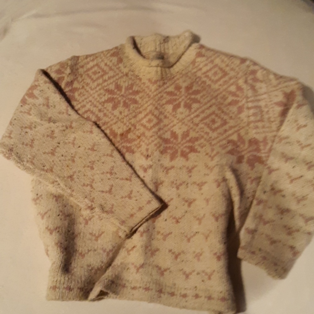 Wool snowflake sweater